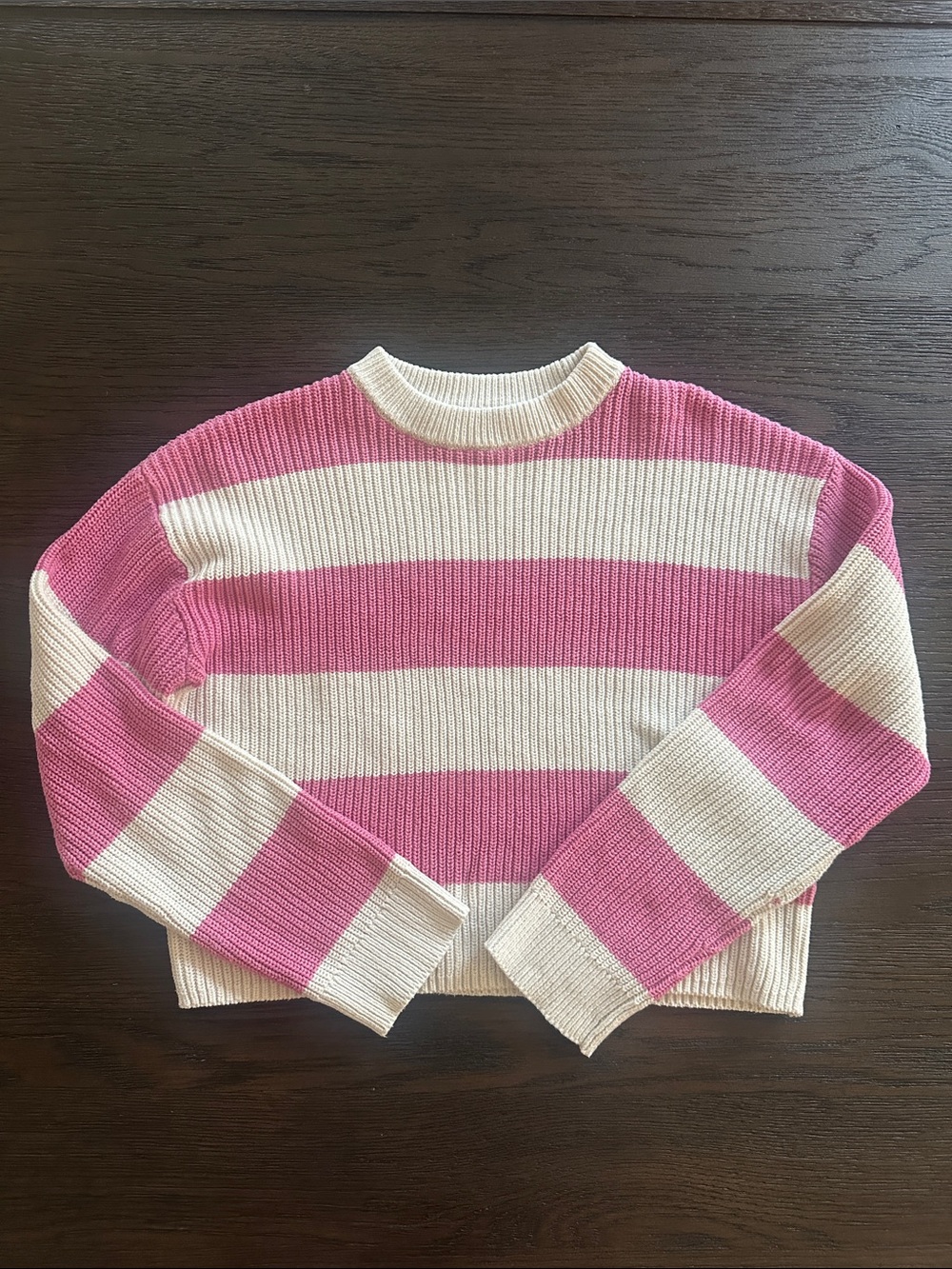 H&M Pink and Cream Striped Cropped Crewneck Sweater